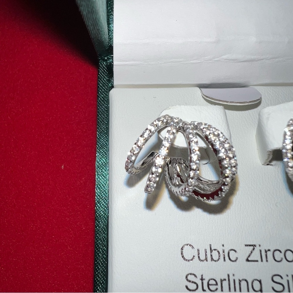 Authentic NIB - Picture 4 of 6